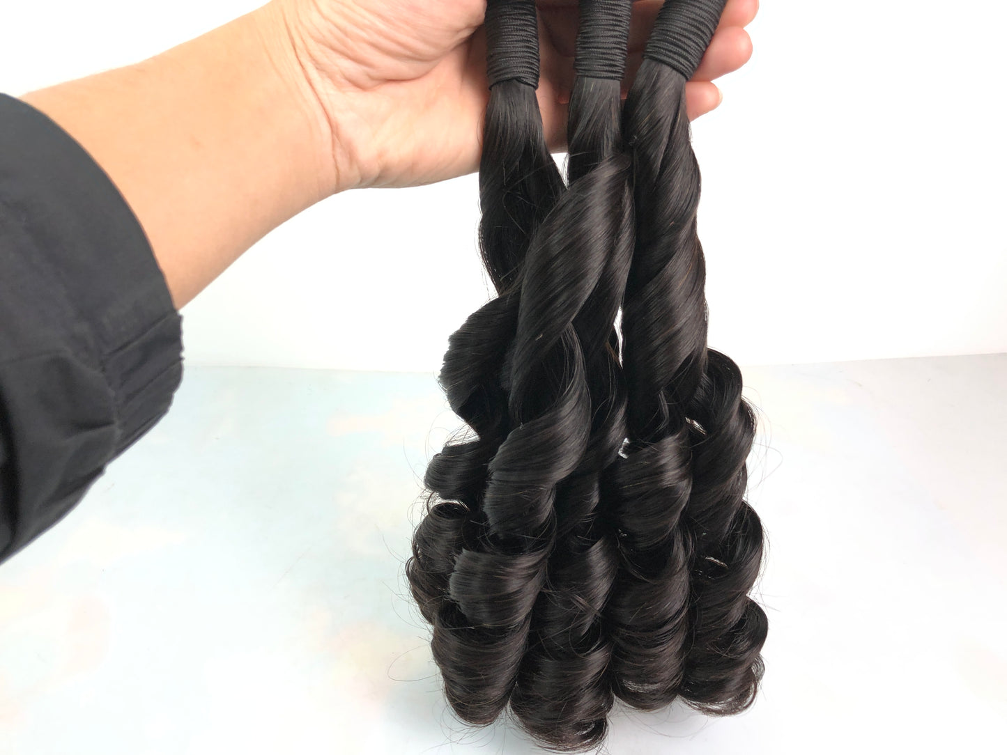 1b  20inch Rose Curly Bundles