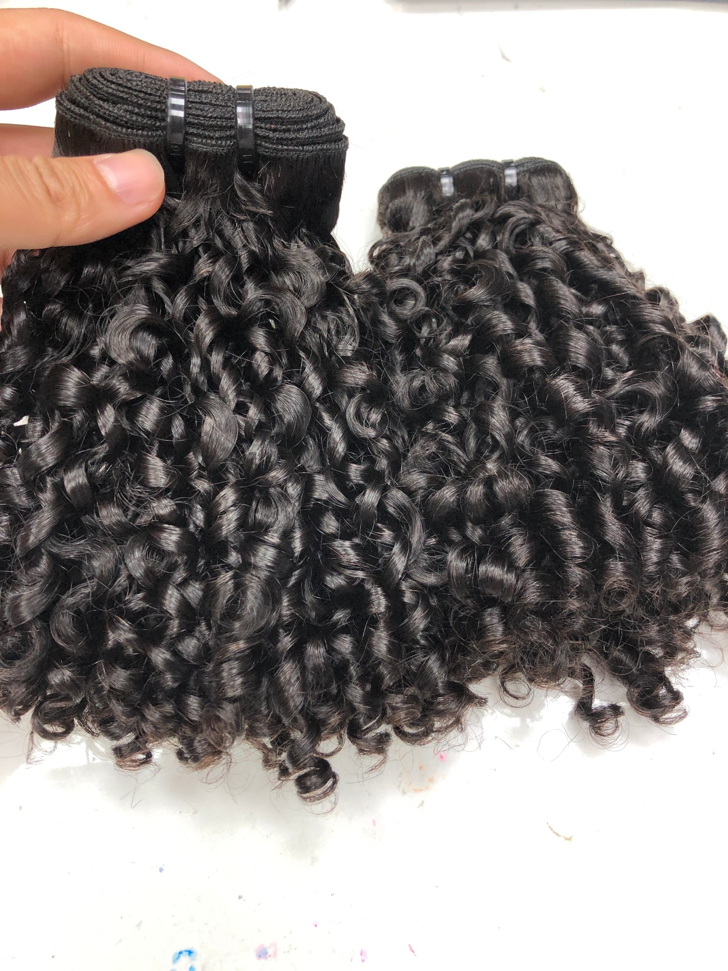 1b Pissy Curly Bundles